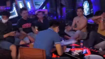 Tạm giữ 6 đối tượng dương tính ma túy tại quán karaoke Victory