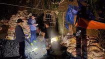 Triệt phá đường dây cung cấp xyanua, thuốc nổ cho vàng tặc