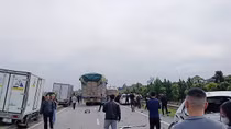 Tai nạn liên hoàn 6 ô tô trên cao tốc Hà Nội - Thái Nguyên