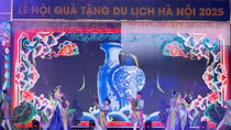 Tưng bừng Lễ hội Quà tặng du lịch Hà Nội năm 2025