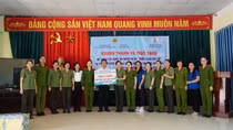 Hội phụ nữ Cụm thi đua số 6 tặng công trình nước sạch cho học sinh vùng cao