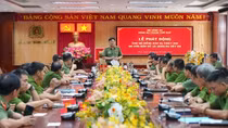 Công an TP Huế quyên góp 1 tỷ đồng hỗ trợ đồng bào và CBCS bị thiệt hại do bão