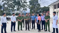 Đoàn công tác Văn phòng Bộ Công an làm việc tại xã Quản Bạ