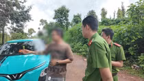 Bán nhẫn trả nợ, sợ vợ buồn chồng hoang báo tin bị cướp