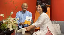 Phan Đăng: "Thơ rơi lên tôi - kìa, trời đang chuyển dạ"