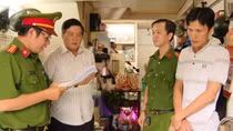 Đường đi của những lô “hàng nóng”