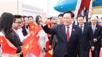 Duy trì đà phát triển tốt đẹp mối quan hệ Việt Nam-Trung Quốc
