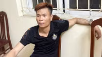 Dùng clip nóng tống tiền người yêu