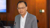 Vụ nợ 8,5 triệu đồng, tính lãi hơn 8,8 tỉ đồng, đại diện ngân hàng trả lời báo chí