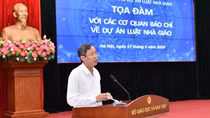 Việc cấp chứng chỉ hành nghề sẽ không ảnh hưởng đến 1,6 triệu nhà giáo đang công tác