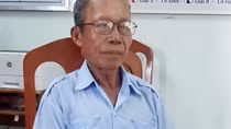 Người đàn ông 70 tuổi trốn truy nã 30 năm bị bắt khi đang làm nhân viên cây xăng