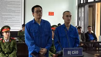 Rủ nhau thuê xe làm ăn rồi đi “cắm” lấy tiền tiêu xài
