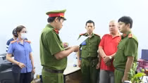Kiên quyết đấu tranh đối tượng núp bóng đòi nợ thuê