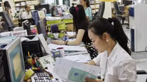 Nhiều người xin không hoàn thành nhiệm vụ để được tinh giản biên chế