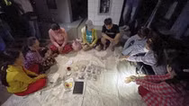 Tổ chức sới bạc trong khu nhà mồ