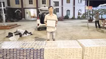 Vận chuyển thuốc lá lậu từ Long An về Cần Thơ tiêu thụ thì bị bắt