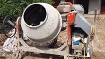 Bé 7 tuổi bị dập nát cánh tay khi vào công trình xây dựng chơi