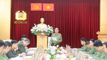 Chú trọng đoàn kết nội bộ, quan tâm công tác quản lý cán bộ