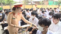Tuyên truyền pháp luật về TTATGT tại cơ sở giáo dục