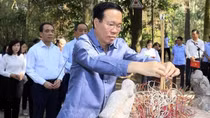 Chủ tịch nước Võ Văn Thưởng dâng hương tại Khu di tích Quốc gia đặc biệt Tân Trào