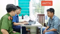 Không chấp hành hiệu lệnh kiểm tra, đối tượng lạng lách, tông vào CSGT