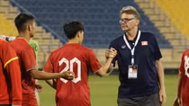 HLV Troussier: Dũng cảm hay ảo mộng?