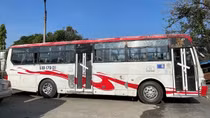 Truy tìm tài xế xe khách gây tai nạn chết người rồi bỏ trốn