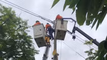 Thừa Thiên Huế khắc phục sự cố mất điện diện rộng do giông sét