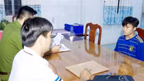 Đi làm thuê, hiếp dâm cháu gái chủ nhà