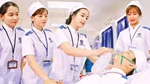 Công bố điểm sàn xét tuyển nhóm ngành sức khoẻ và đào tạo giáo viên