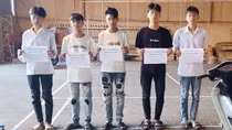 Ngăn chặn nhóm học sinh mang hung khí giải quyết mâu thuẫn tại cổng trường