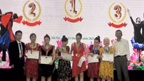 Sôi động những bước nhảy của người khiếm thị