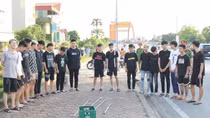Tạm giữ hình sự 13 đối tượng gây rối trật tự công cộng