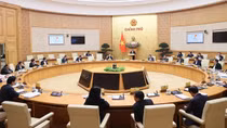 Đổi mới và đầu tư nhiều hơn nữa cho công tác xây dựng pháp luật, hoàn thiện thể chế