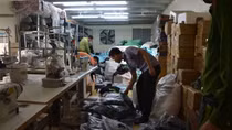 1.790 sản phẩm may mặc có dấu hiệu giả mạo nhãn hiệu nổi tiếng