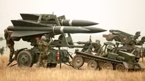 Mỹ cân nhắc gửi hệ thống phòng không HAWK đến Ukraine