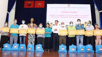 Nhiều người dân được hỗ trợ tại Lễ phát động Tháng cao điểm “Vì người nghèo”