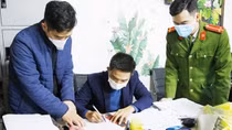 Lật mặt gã kiến trúc sư siêu lừa