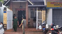 Tên trộm phá cửa nhà thiếu phụ, lấy mất tài sản tiền tỷ