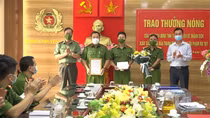 Khen thưởng đột xuất 2 đơn vị Công an Thái Nguyên