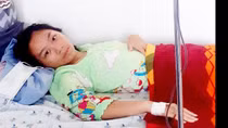 Bé gái 13 tuổi bị bệnh hiểm nghèo cần được giúp đỡ