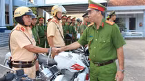 Phát huy vai trò nêu gương người đứng đầu