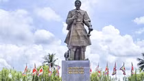 Anh hùng nước Việt trong thơ vịnh sử của danh sĩ Nhữ Bá Sĩ