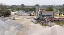 Hà Nội: Đề xuất cho tồn tại 25 trạm trộn bê tông ở bãi sông liệu có hợp thức hoá vi phạm?