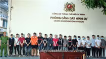 Điều tra, xử lý nghiêm vụ hai nhóm thanh niên mang hung khí đánh nhau giữa đường phố