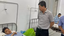 Thăm hỏi gia đình các nạn nhân vụ xe lao xuống vực ở Lâm Đồng