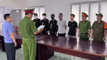 Bắt khẩn cấp 2 đối tượng trong vụ đuổi đánh nhóm du khách ở Vũng Tàu