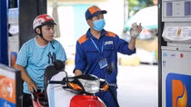 Giá xăng dầu tiếp tục giảm