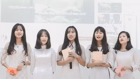Cô học trò đặc biệt và ước mơ xây mái ấm cho trẻ em nghèo