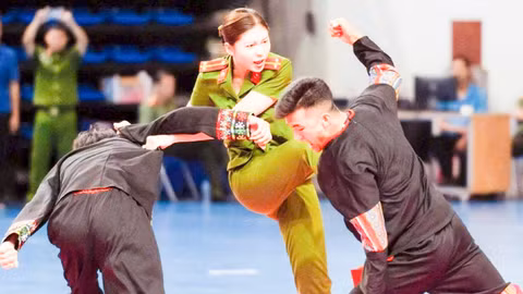"Rực lửa" thao trường